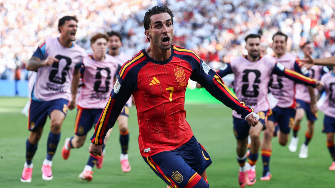 西班牙加时力克阿根廷，夺得第二座世界杯冠军